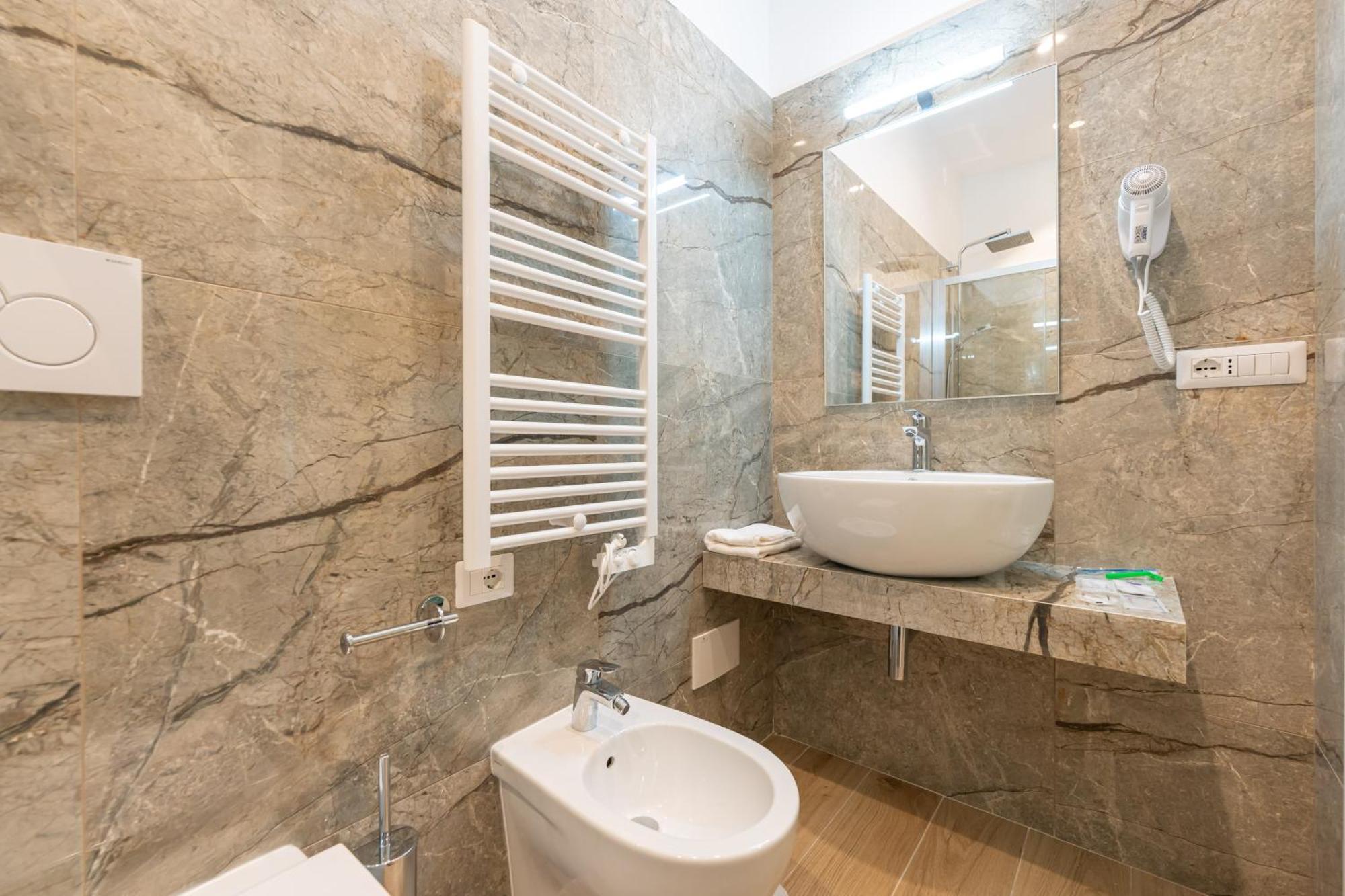 Daca Luxury Rooms Naples Exterior photo